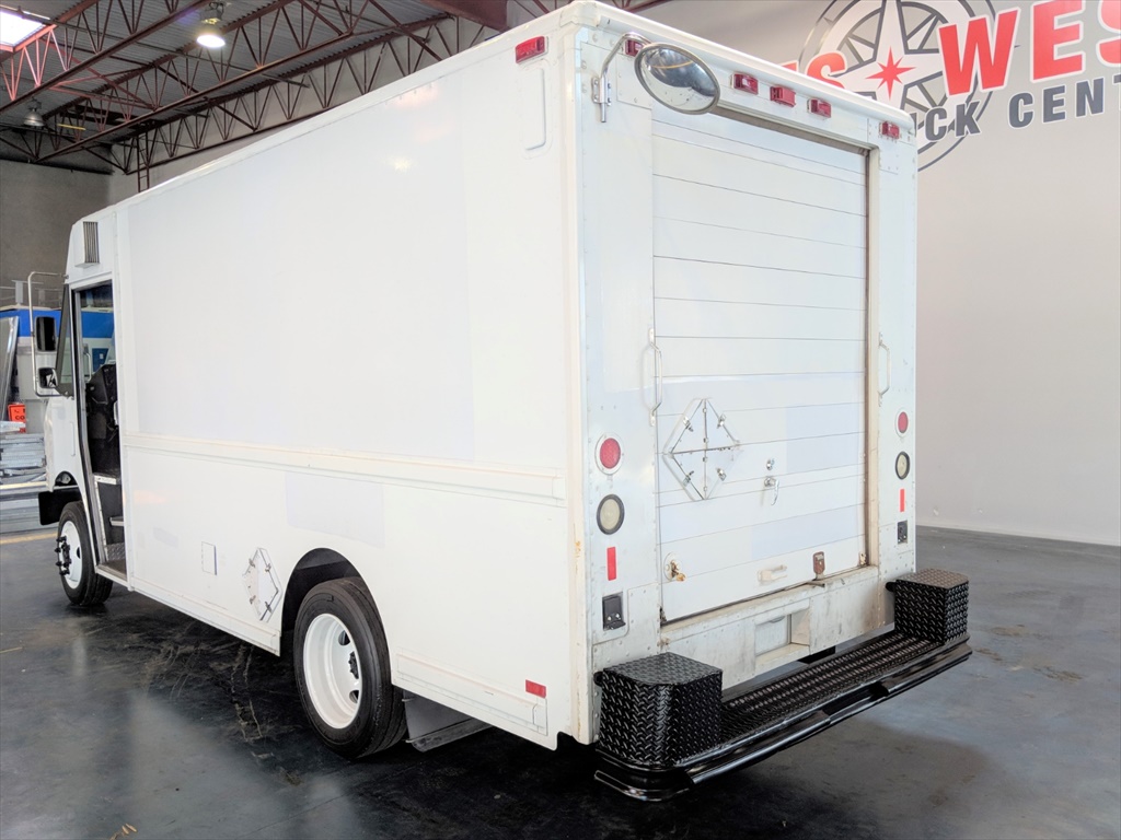 1998 Freightliner 14 Ft Grumman Van Points West Commercial Truck Centre